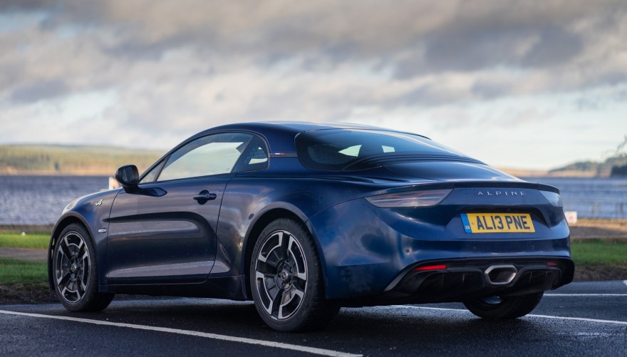 19_alpine_a110_review