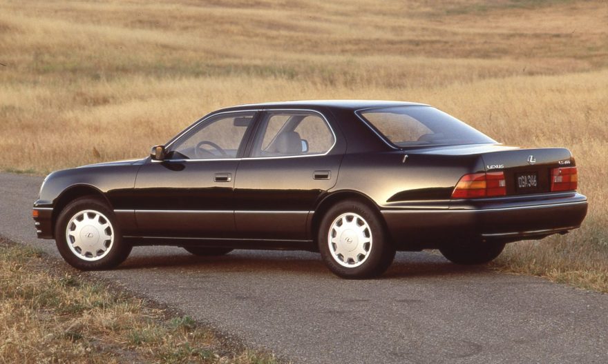 1996_Lexus_LS_400_2_D72A287CDC58D3C1A4E06B22936221BC18D8034C-1500x900